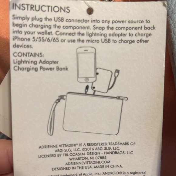 Adrienne Vittadini Charging Wallet Blue Pebble - Picture 4 of 4